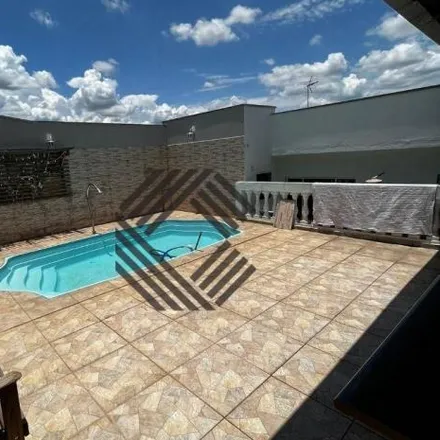 Buy this 3 bed house on Rua Hortêncio Piaya Martinez in Jardim Prestes de Barros, Sorocaba - SP