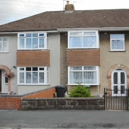 Rent this 4 bed townhouse on 56 Mortimer Road in Bristol, BS34 7LF
