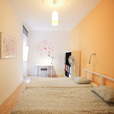 Rent this 9 bed room on Campo Pequeno 50 in 1000-081 Lisbon, Portugal