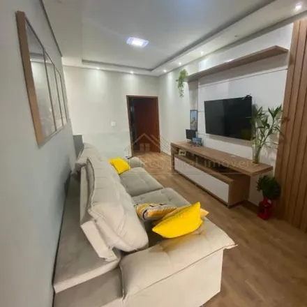 Buy this 3 bed apartment on Rua Gildo João Holtz Moraes in Conjunto Habitacional Nisshimbo do Brasil, Itapetininga - SP