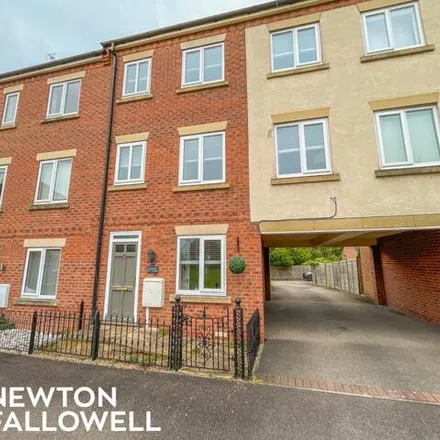 Buy this 3 bed townhouse on Eldon Green in Tuxford, NG22 0GZ