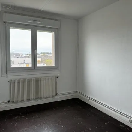 Rent this 1 bed apartment on 16 Rue des Jacobins in 80000 Amiens, France