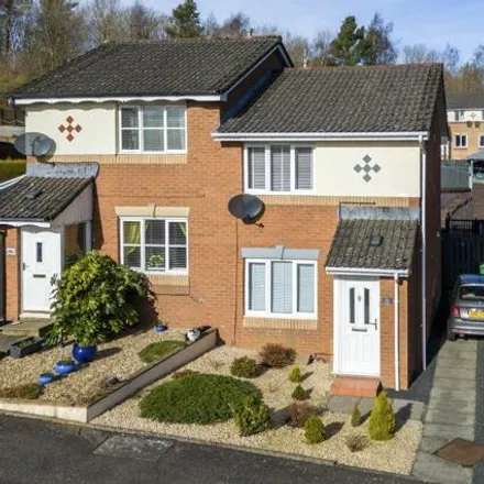 Buy this 2 bed duplex on 25 Scaraben Crescent in Glenrothes, KY6 3HL