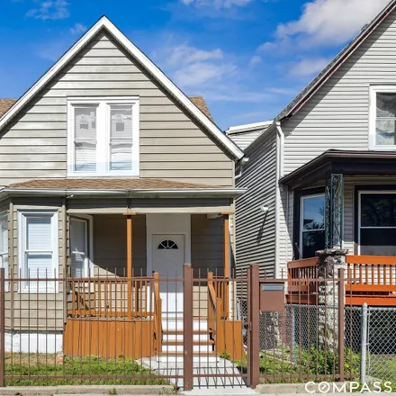 Buy this 4 bed house on 6730 South Laflin Street in Chicago, IL 60636