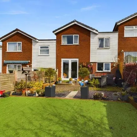 Buy this 3 bed house on Dryden Close in Hawk Green, SK6 7NA