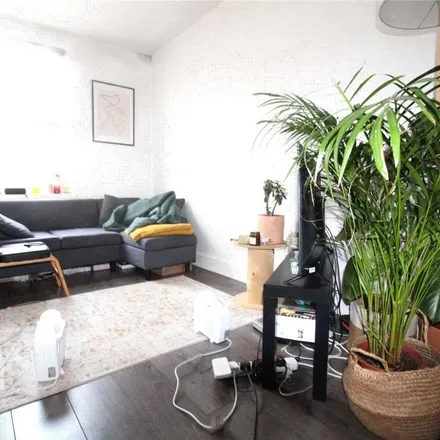 Rent this 3 bed apartment on 40 Settles Street in St. George in the East, London