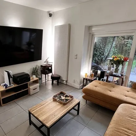 Rent this 3 bed townhouse on 94200 Ivry-sur-Seine