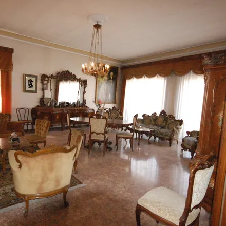 Image 7 - I Vitelloni Bistrot, Piazza Dante Alighieri, 73013 Galatina LE, Italy - House for sale