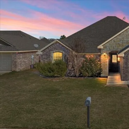 Buy this 3 bed house on 9166 Parkview Cir in Tolar, Hood County
