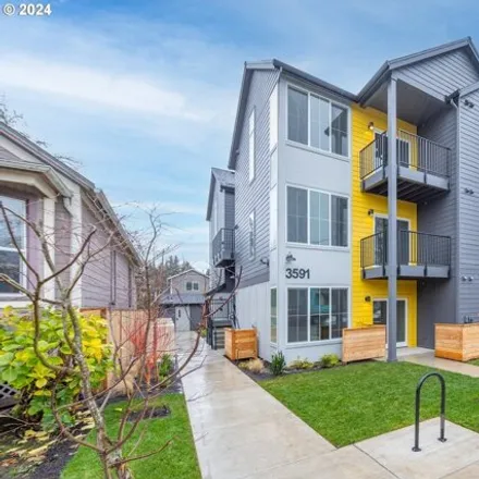 Buy this 2 bed condo on 3591 N Michigan Ave Unit 101 in Portland, Oregon
