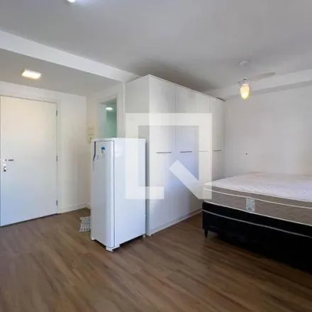 Rent this 1 bed apartment on Rua Conselheiro Furtado 194 in Glicério, São Paulo - SP