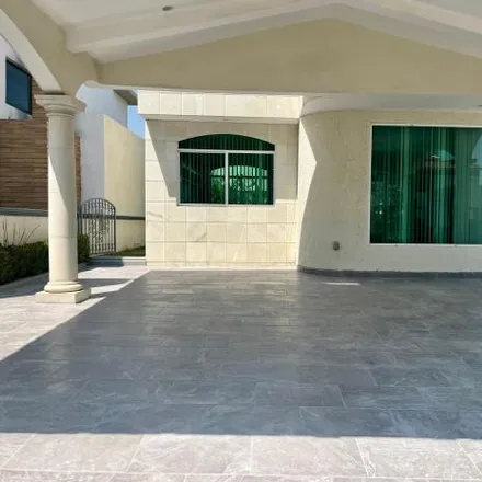 Image 1 - Privada Capulines, Zona Esmeralda, 52930 Ciudad López Mateos, MEX, Mexico - House for rent