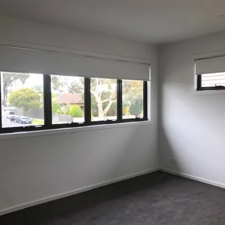 Image 2 - Nerissa Grove, Oak Park VIC 3046, Australia - Townhouse for rent