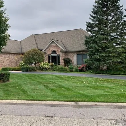 Image 1 - 3293 Country Creek Drive, Oakland Charter Township, MI 48306, USA - House for sale