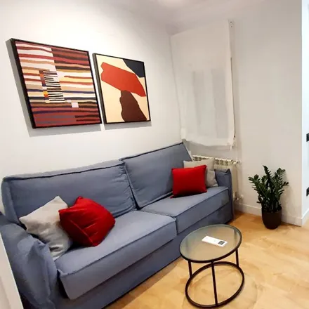 Rent this studio apartment on Madrid in A Ría de Noia, Paseo de Extremadura