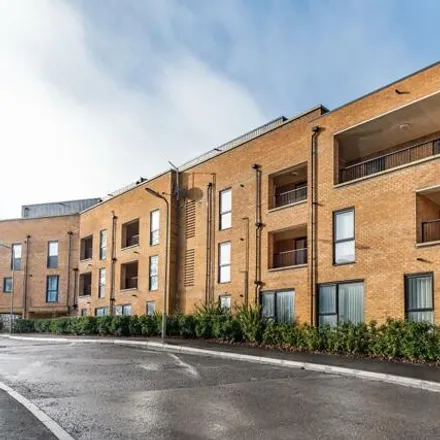 Buy this 1 bed apartment on unnamed road in Basingstoke, RG24 9RE