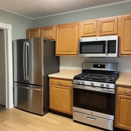 Image 3 - 70 Borden Avenue, Pine Bush, Crawford, NY 12566, USA - Apartment for rent