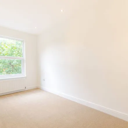 Rent this 3 bed apartment on 185 Shirland Road in London, W9 2EU