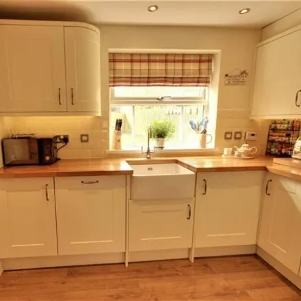 Image 5 - The Haven, East Riding of Yorkshire, HU17 8YH, United Kingdom - House for sale
