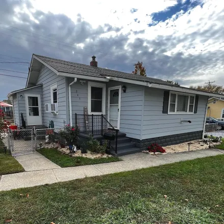 Buy this 3 bed house on 299 Center Street in Carneys Point, Carneys Point Township