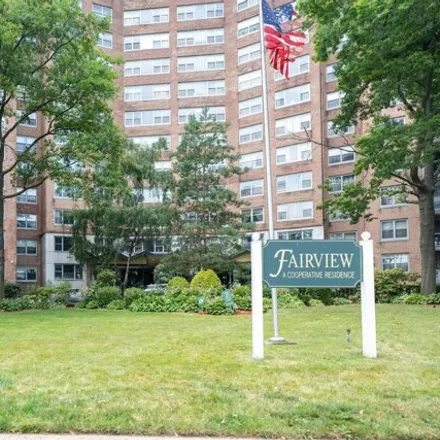 Buy this studio apartment on Fairview in 61-20 Grand Central Parkway, New York