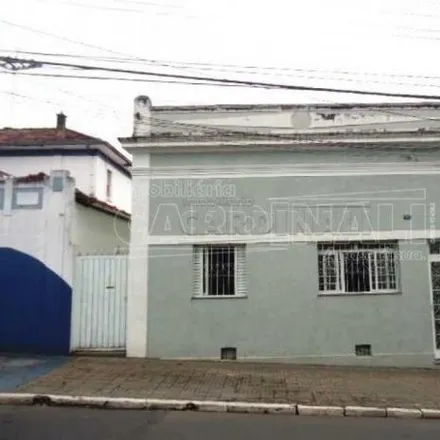 Rent this 2 bed house on Rua Aquidaban 72-76 in Centro, São Carlos - SP