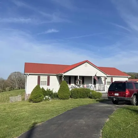 Buy this 3 bed house on Carterville Heights Road in Max Meadows, Wythe County