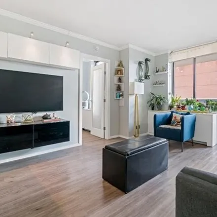 Buy this 2 bed condo on 311 E 38th St Apt 7f in New York, 10016