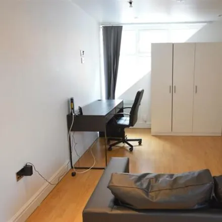 Rent this studio apartment on 29-31 York Road in Leicester, LE1 5AA
