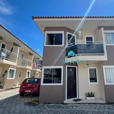 Buy this 2 bed house on Servidão Amor Perfeito in Ingleses do Rio Vermelho, Florianópolis - SC