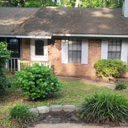 Buy this 2 bed house on 126 Whetherbine Way West in Tallahassee, FL 32301