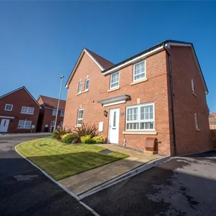 Buy this 3 bed duplex on The Bache in Dawley, TF4 3FQ