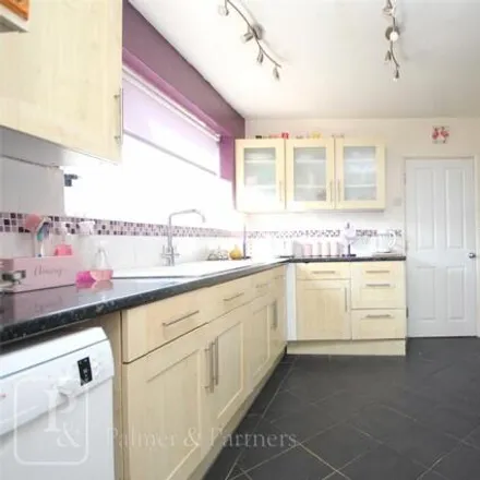 Image 4 - 57 Grenfell Avenue, Tendring, CO15 5XW, United Kingdom - House for sale