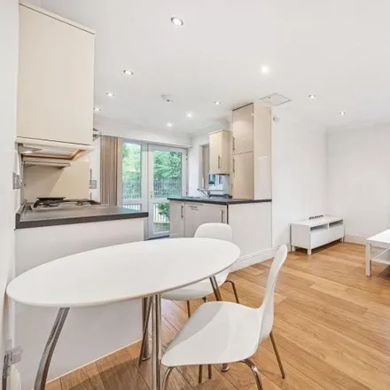 Rent this 2 bed apartment on Palace Road in London, SW2 3LE