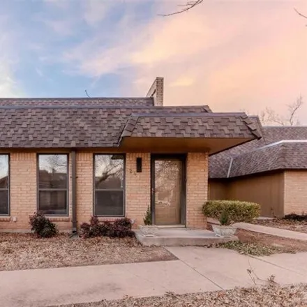 Image 2 - Northwest 74th Street, Lawton, OK 73505, USA - House for sale