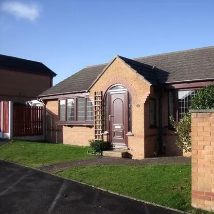 Rent this 3 bed house on Glen Mount in Tingley, LS27 9HH