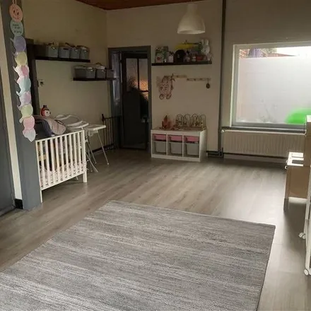 Rent this 2 bed apartment on Markt in Kerkstraat, 9230 Wetteren