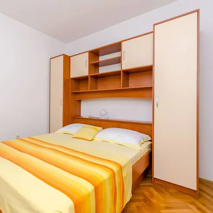 Image 5 - Čiovo, Splitsko-Dalmatinska Županija, Croatia - Apartment for rent