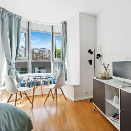 Image 5 - 34 Rue Vaugelas, 75015 Paris, France - Apartment for rent