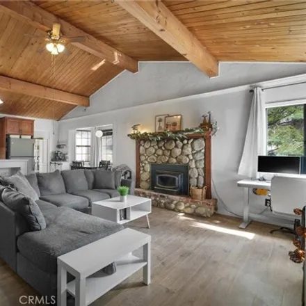 Image 2 - 31312 Deer Lick Lane, Running Springs, CA 92382, USA - House for sale