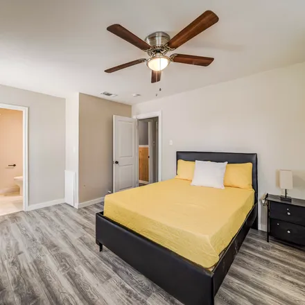 Image 3 - Dallas, TX, US - Room for rent