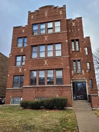 Buy this studio house on 415-417 East 80th Street in Chicago, IL 60619