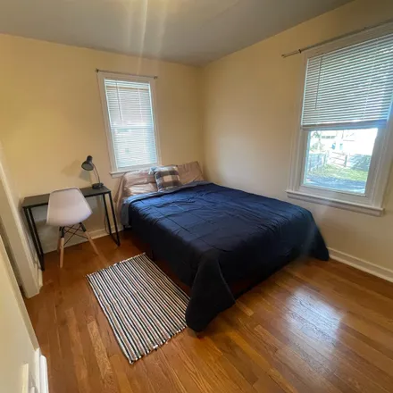 Rent this 1 bed room on 449 Buckingham Avenue in City of Syracuse, NY 13210
