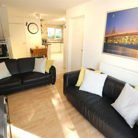 Image 3 - Russia Dock Road, London, SE16 5NL, United Kingdom - Apartment for rent