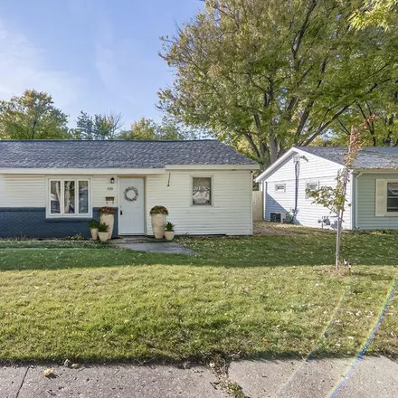 Buy this 3 bed house on 1730 South Marion Avenue in Janesville, WI 53546