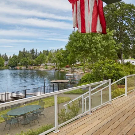 Buy this 3 bed townhouse on 2050 East Island Lake Drive in Shelton, WA 98584