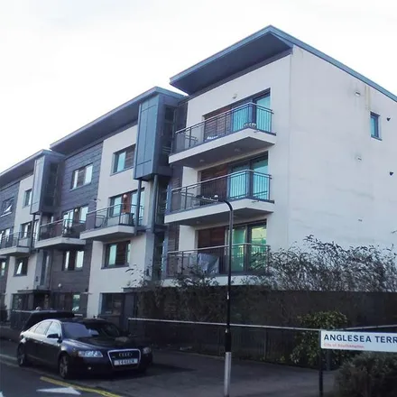 Rent this 2 bed apartment on 2 Anglesea Terrace in Belvidere, Southampton