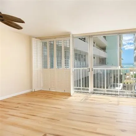 Image 8 - Kainalu Apartments, Coconut Avenue, Honolulu, HI 96815, USA - Condo for sale