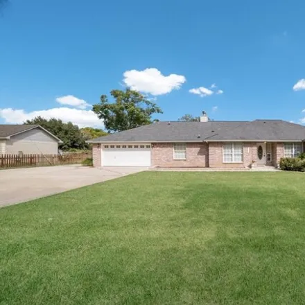 Buy this 3 bed house on 946 Terminal Loop Road in Guadalupe County, TX 78123