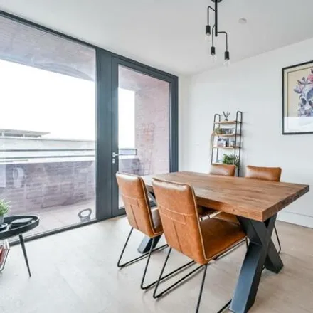 Image 4 - Duo, Colville Street, London, N1 5FH, United Kingdom - Apartment for sale